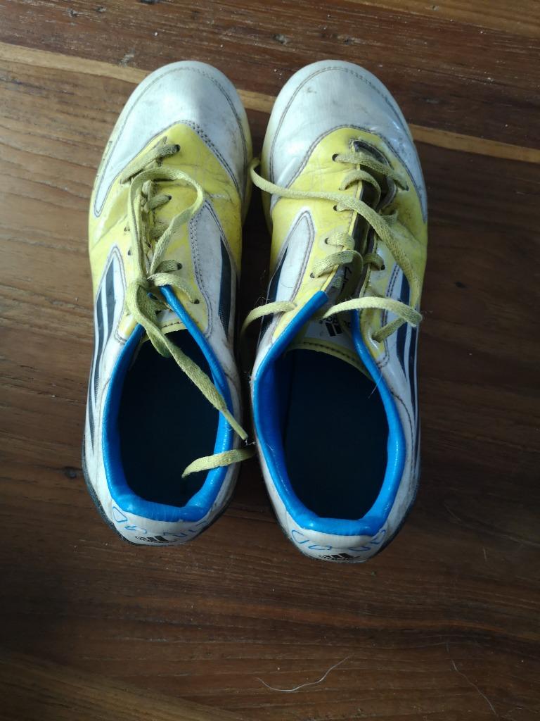 voetbalschoenen maat 38, Sport en Fitness, Voetbal, Ophalen of Verzenden, Schoenen