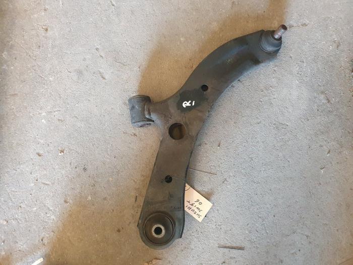 Bras de suspension avant droit d'un Suzuki Swift, Enlèvement ou Envoi, 3 mois de garantie, Utilisé, Suzuki
