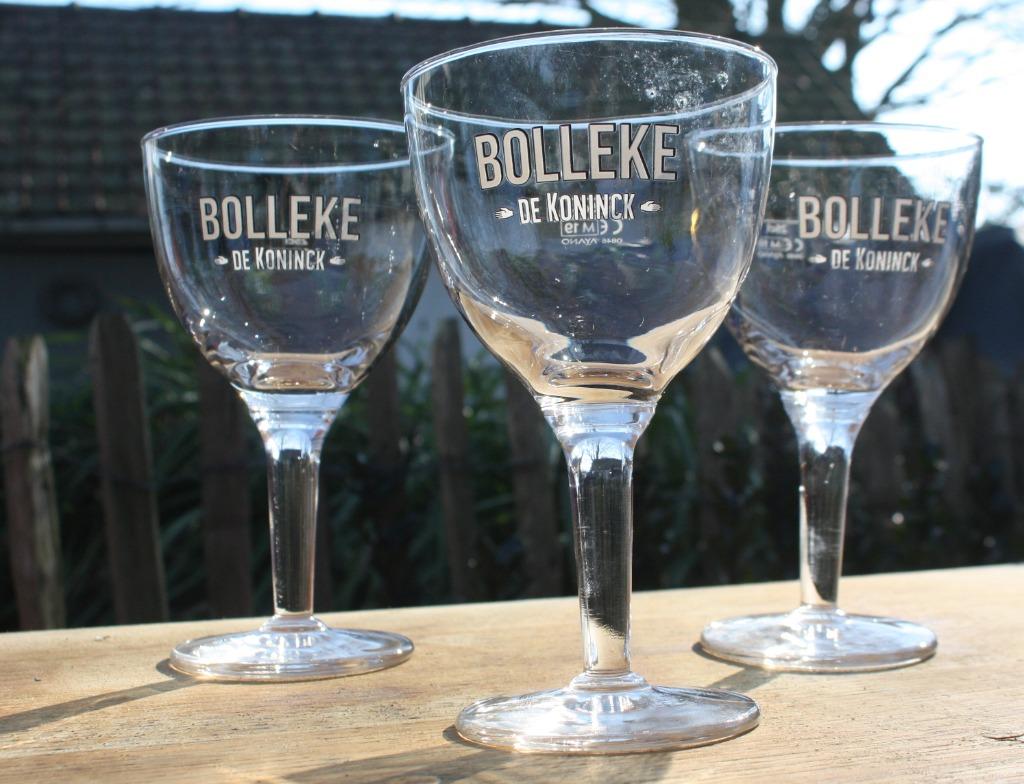Glas op voet Bolleke, Ophalen of Verzenden