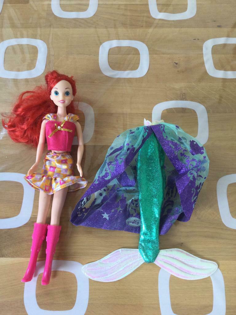 Barbie de kleine zeemeermin.Zeer goede staat, Kinderen en Baby's, Speelgoed | Poppen, Zo goed als nieuw, Barbie
