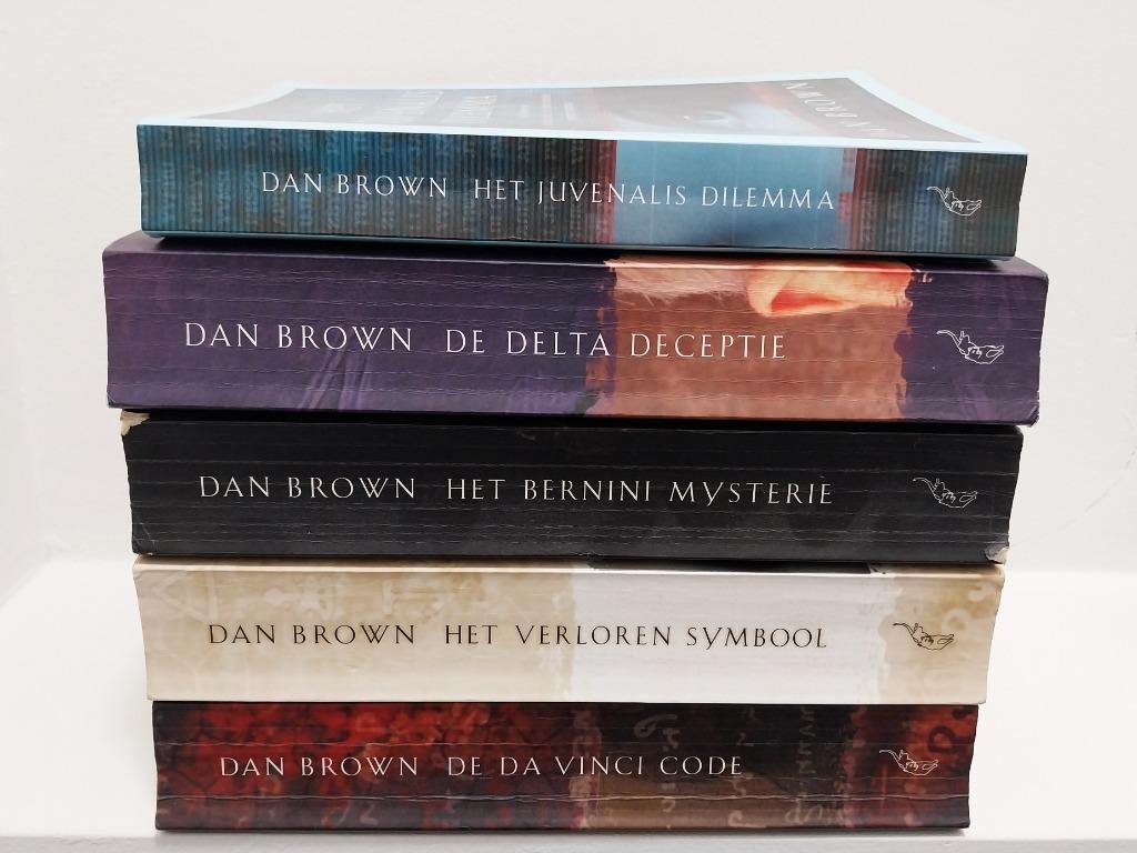 5 Boeken van Dan Brown, Boeken, Ophalen of Verzenden, Zo goed als nieuw, Dan Brown