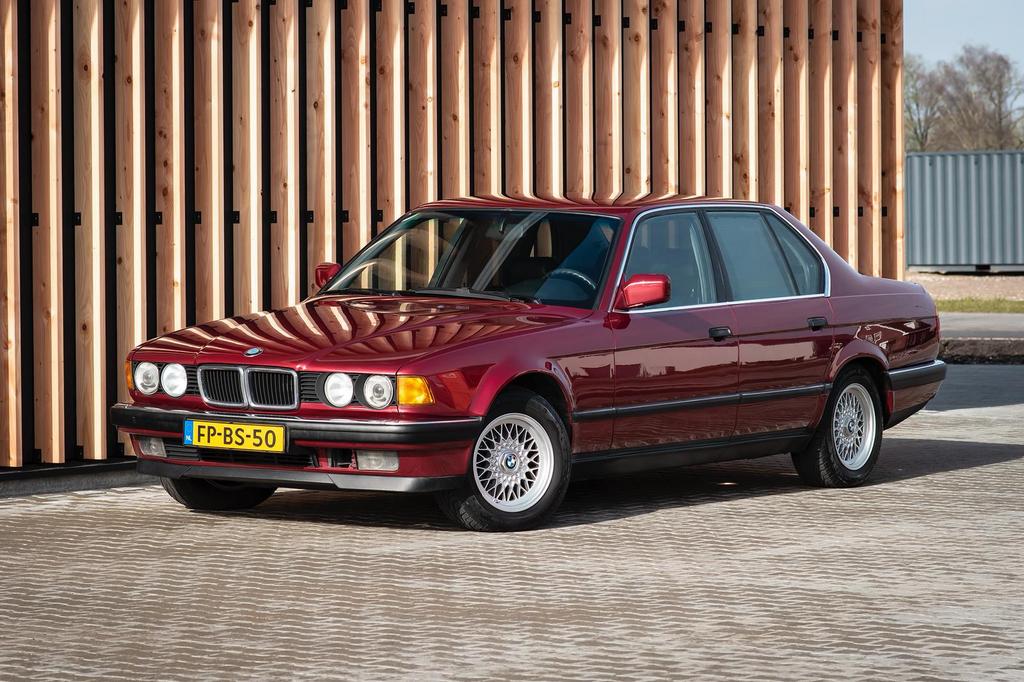 BMW 730i V8 E32 *UNIEKE STAAT* OLDTIMER, Auto's, Automaat, Achterwielaandrijving, Zwart, Leder