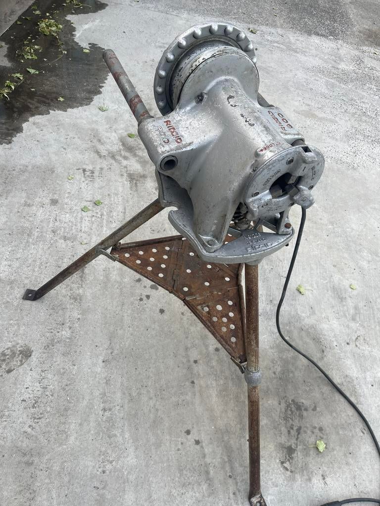 Draadsnijmachine Ridgid300, Ophalen, Gebruikt