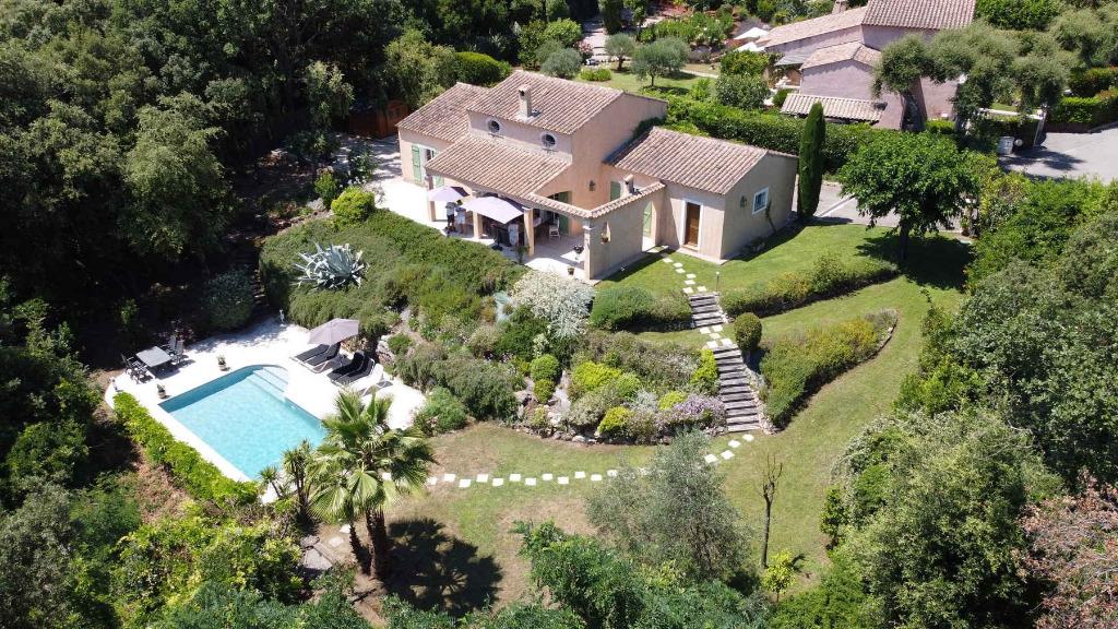 Villa Valbonne - Vakantiehuis met zwembad (12km Cannes), Vakantie, Open haard, Provence en Côte d'Azur, Landelijk, In bos