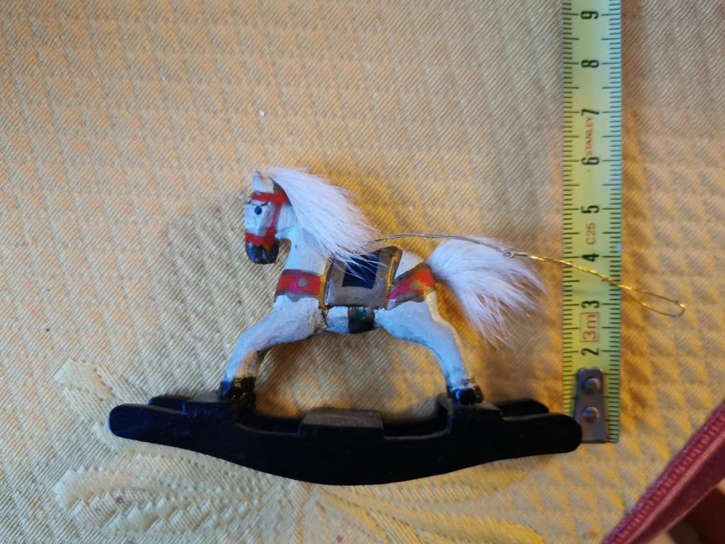 Houten figuurtje paard voor in de kerstboom. Kerstbal., Diversen, Ophalen of Verzenden, Nieuw