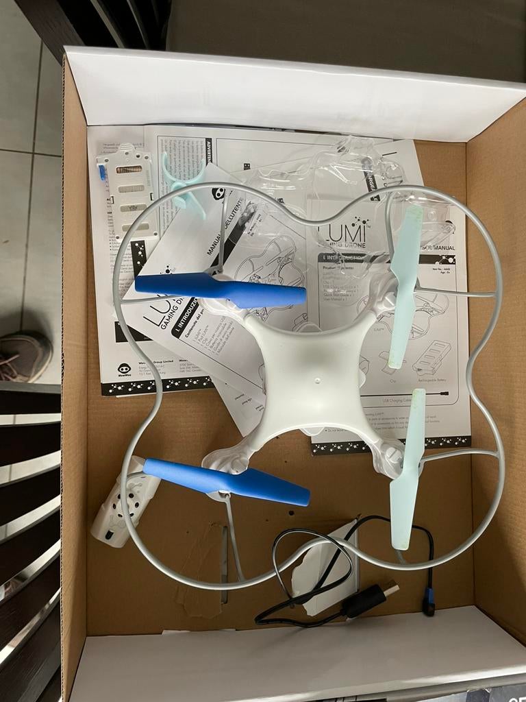 Drone lumi, Enlèvement, Comme neuf