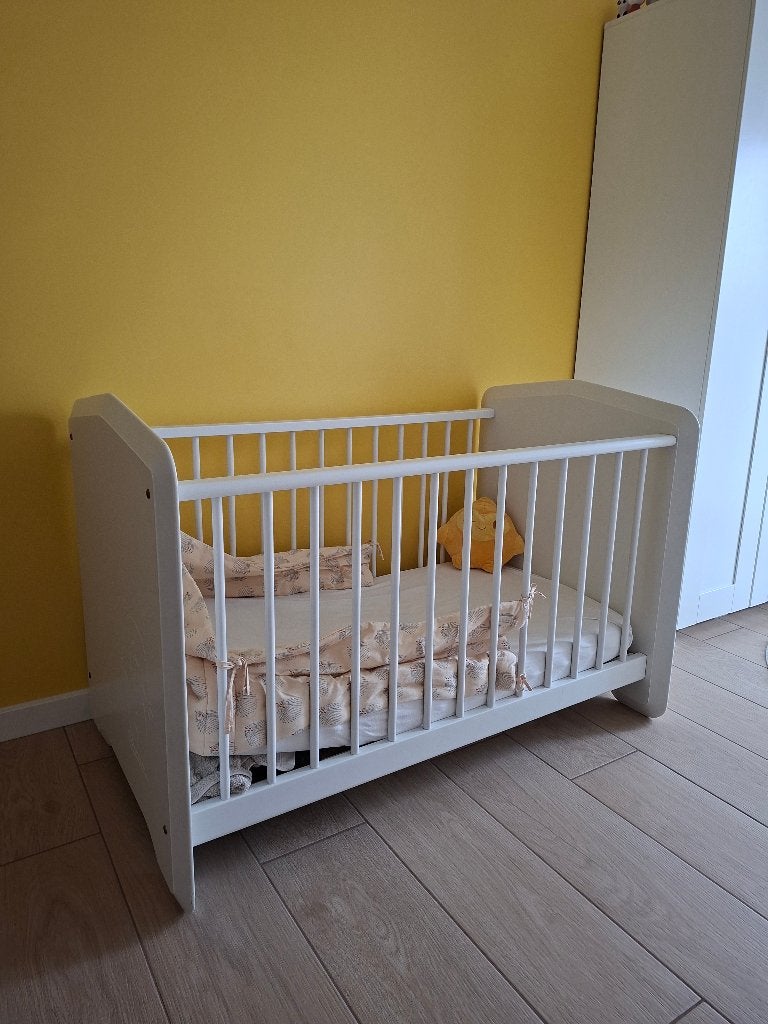 Babybed (inclusief matras en lakens), Gebruikt, Minder dan 140 cm, Minder dan 70 cm, Ophalen