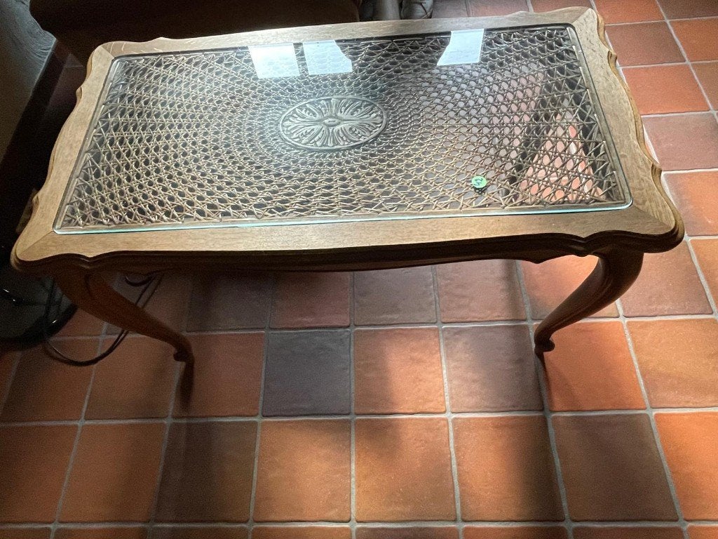 bijzettafel met beschermende glazen plaat, Huis en Inrichting, Ophalen, Overige materialen, Zo goed als nieuw, Rechthoekig