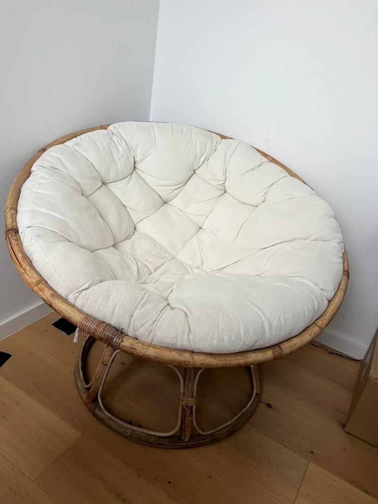 Chaise en rotin, Enlèvement, Comme neuf