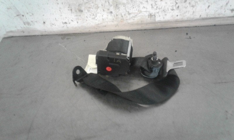 VEILIGHEIDSGORDEL LINKS ACHTER Opel Corsa C (F08 / 68), Gebruikt, Opel