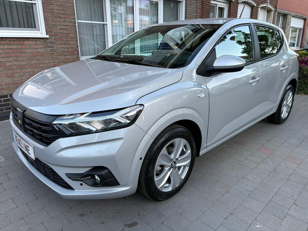 Dacia Sandero 1.0iSce!Nieuwstaat*Airco*Navi*9000km*Garantie!, Autos, Argent ou Gris, Achat, Euro 6, Entreprise