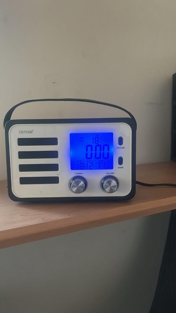 Hele leuke radio, Ophalen, Zo goed als nieuw, Radio