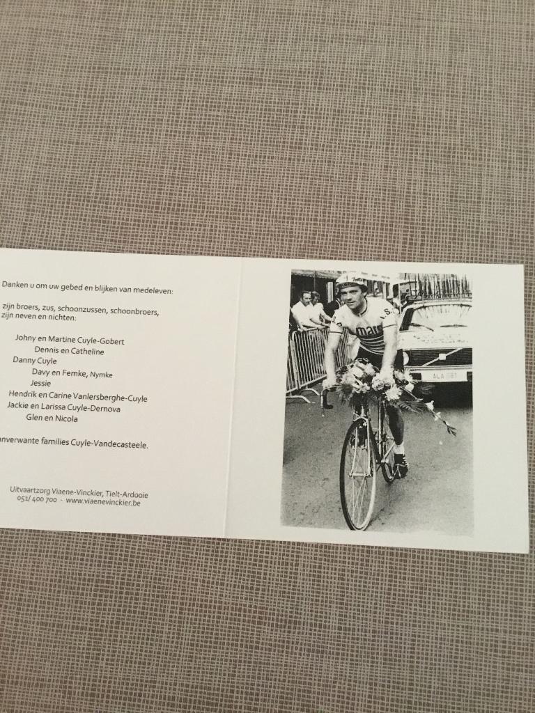 Oud wielrenner Carlos Cuypere Roeselare 1953 +Waregem 2015, Verzamelen, Bidprentjes en Rouwkaarten, Verzenden, Bidprentje