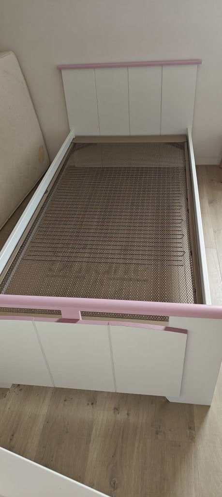 Eénpersoonsbed in landelijke stijl, Huis en Inrichting, Ophalen, Gebruikt, 90 cm, Eenpersoons