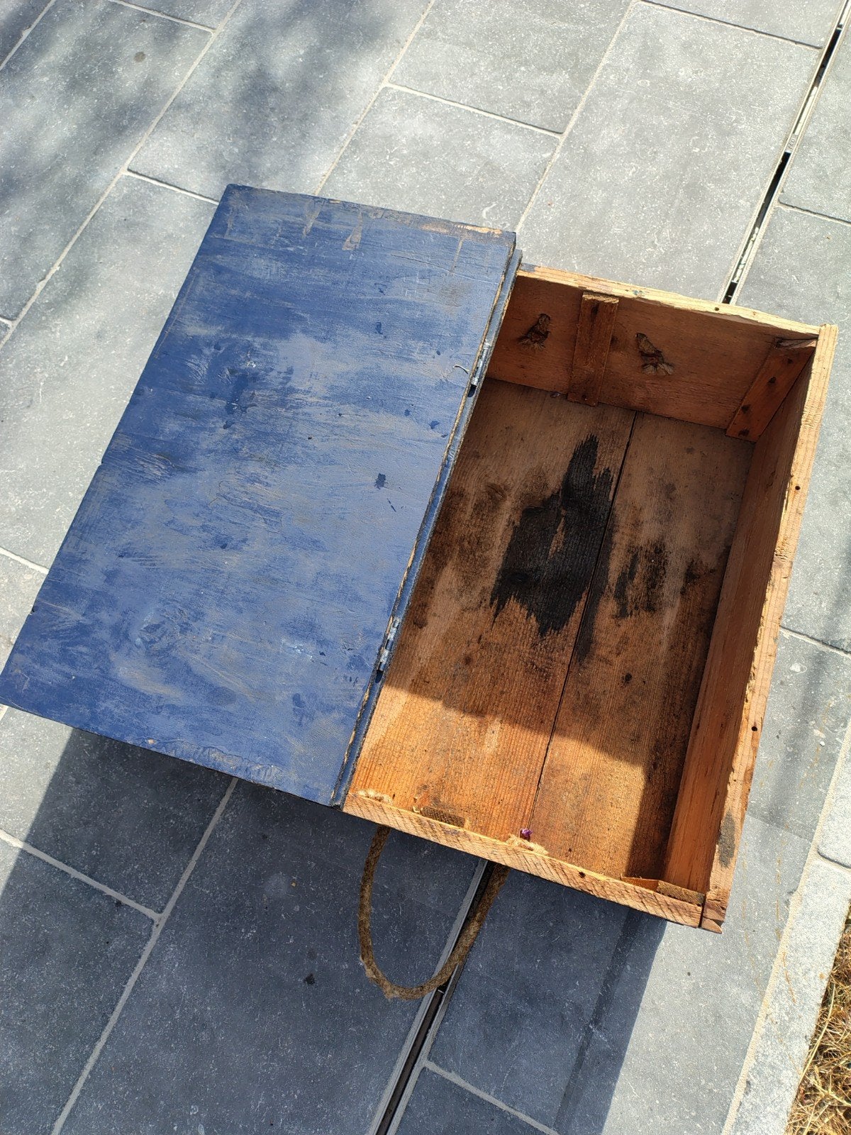 coffre en bois potre peinte en bleu, 50 à 100 cm, Enlèvement, Utilisé, 5 – 50