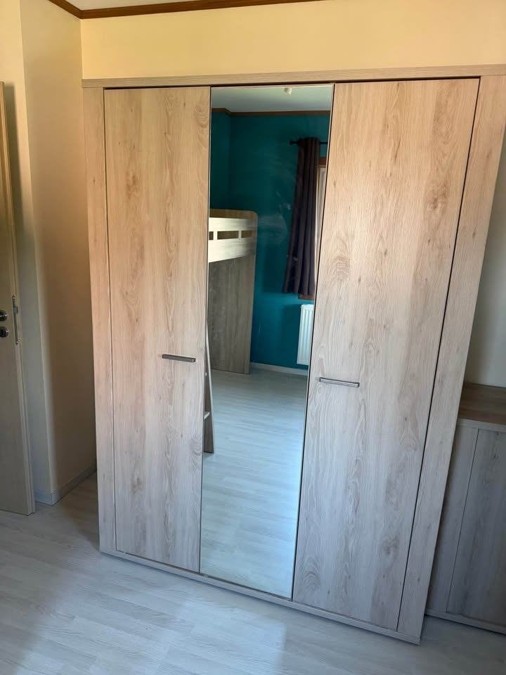 Garde Robe, Enlèvement, Utilisé
