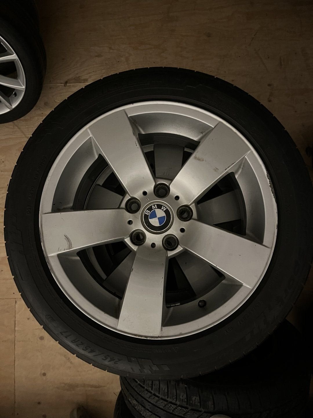 4x BMW 5 Serie velgen + zomerbanden Michelin Pilot Sport 245, Auto-onderdelen, Banden en Velgen, Ophalen, -, -, Banden en Velgen