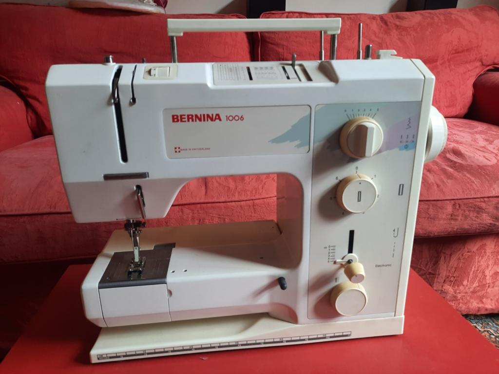 Bernina 1006 électronique, house et accessoires, Enlèvement, Accessoires, Bernina
