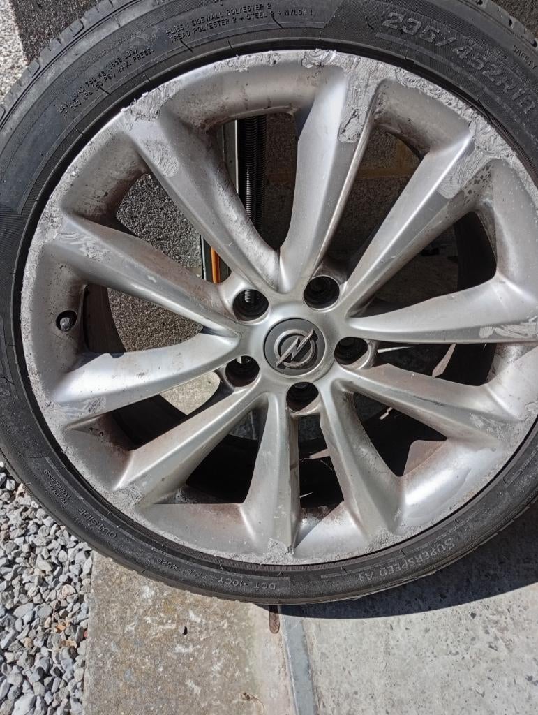 jante pour Opel Astra Sport Toureur J - 2011 - 1.7 CRDI, Véhicule de tourisme, Pneus été, Enlèvement, Pneu(s)