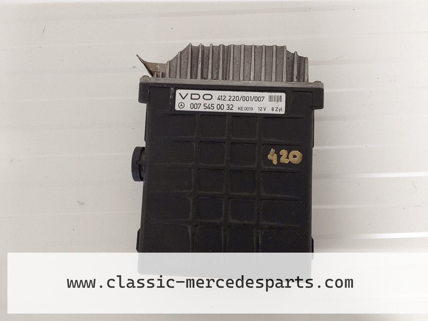 Mercedes ECU Brandstofsysteem w126 R107 0075450032, -, Utilisé, -, -