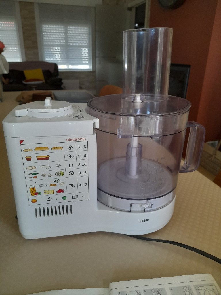 Vintage keukenrobot, 1 tot 2 liter, Ophalen, Zo goed als nieuw, 3 snelheden of meer