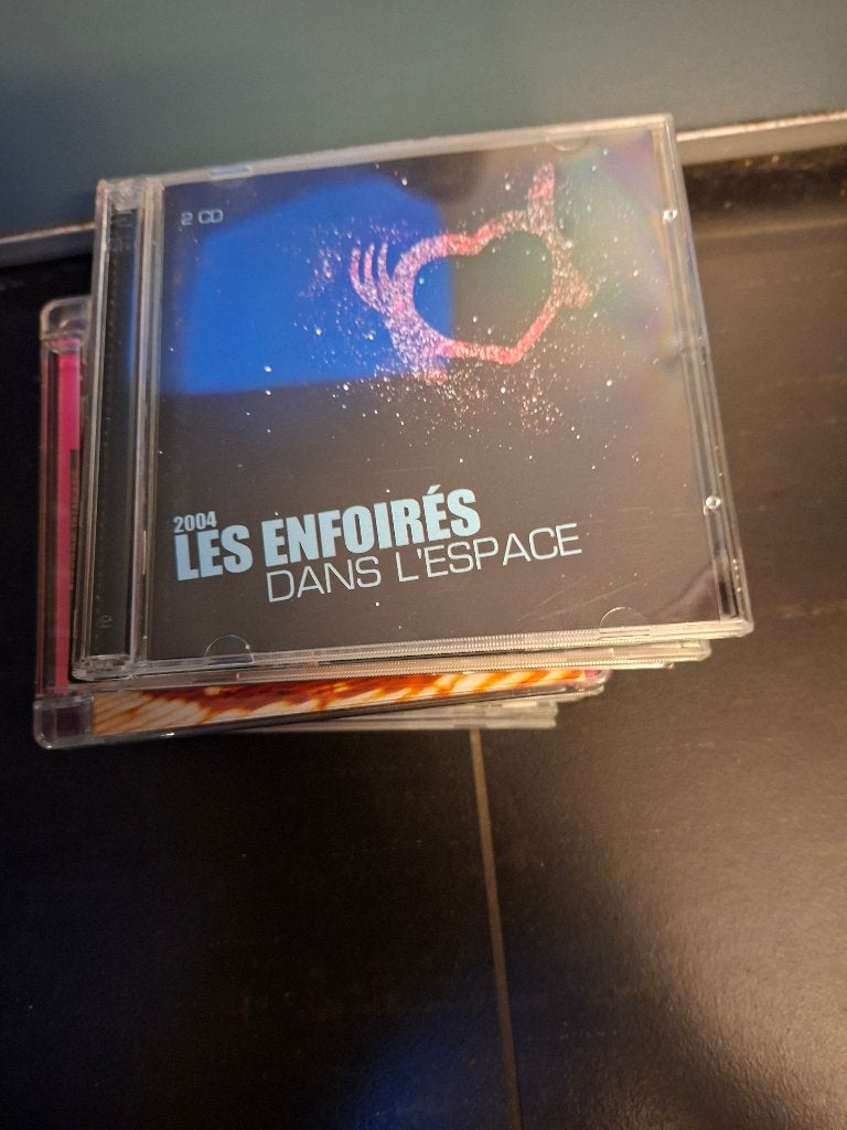 cd - les enfoires - 2004 dans l'espace - 2cd, Enlèvement ou Envoi, Album live, Comprend un livret, Comme neuf