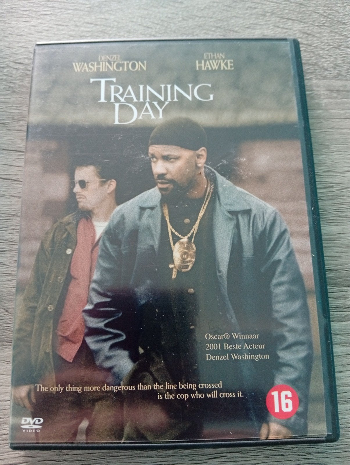 Thriller d'action Denzel Washington pour une journée d'entra, CD & DVD, DVD | Thrillers & Policiers, Comme neuf, Thriller d'action