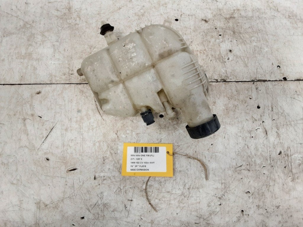 VASE D'EXPANSION Mini Mini (F56) (868750302), Petuelring 130
80809  München, DE, Mini, Utilisé, Minikundenbetreuung@mini.de
