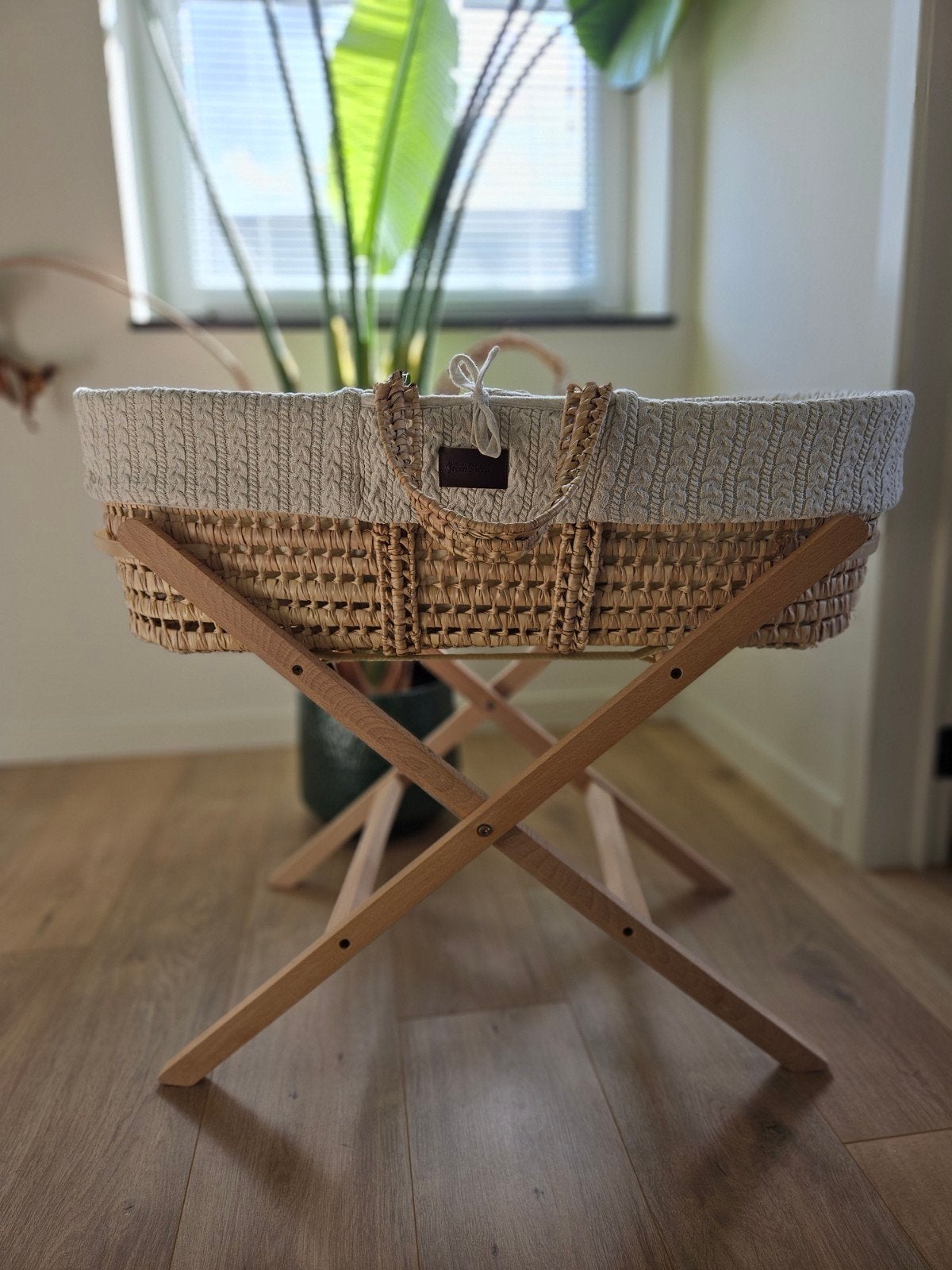 The Little Green Sheep Mozes mand/ Wiegje, Kinderen en Baby's, Ophalen, Zo goed als nieuw, Wieg