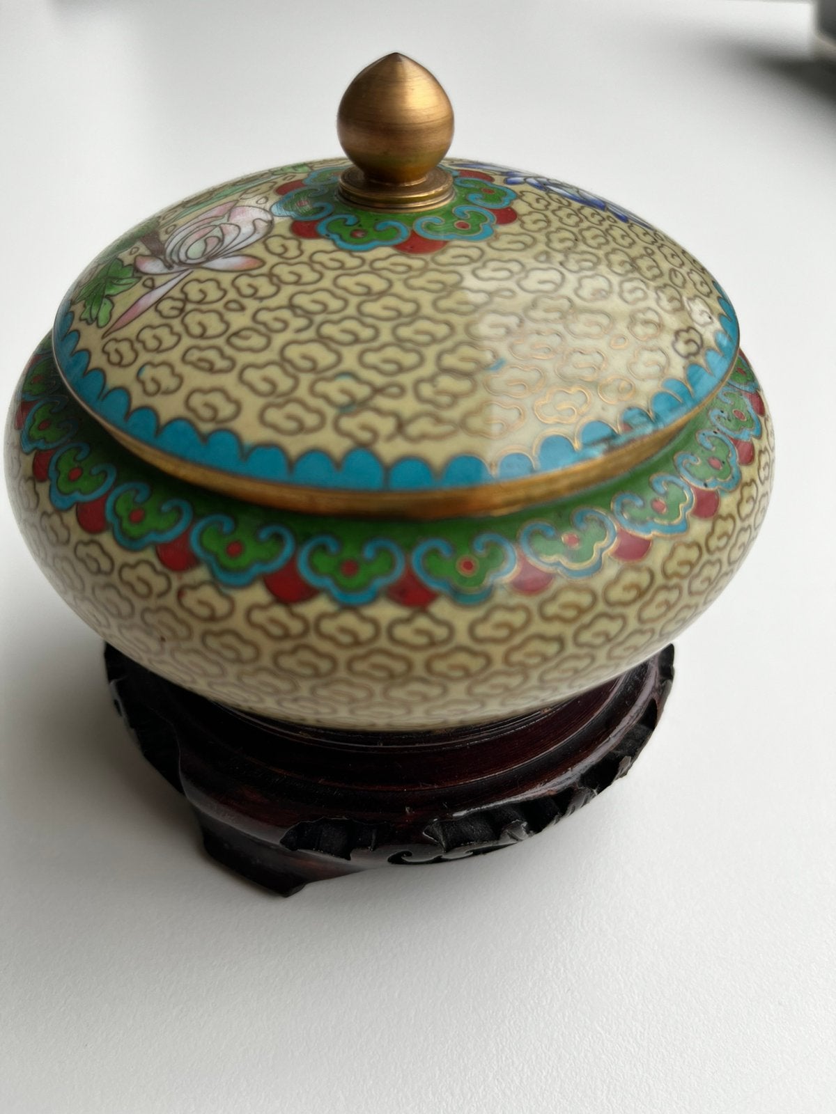 Beschilderd bronzen potje., Ophalen