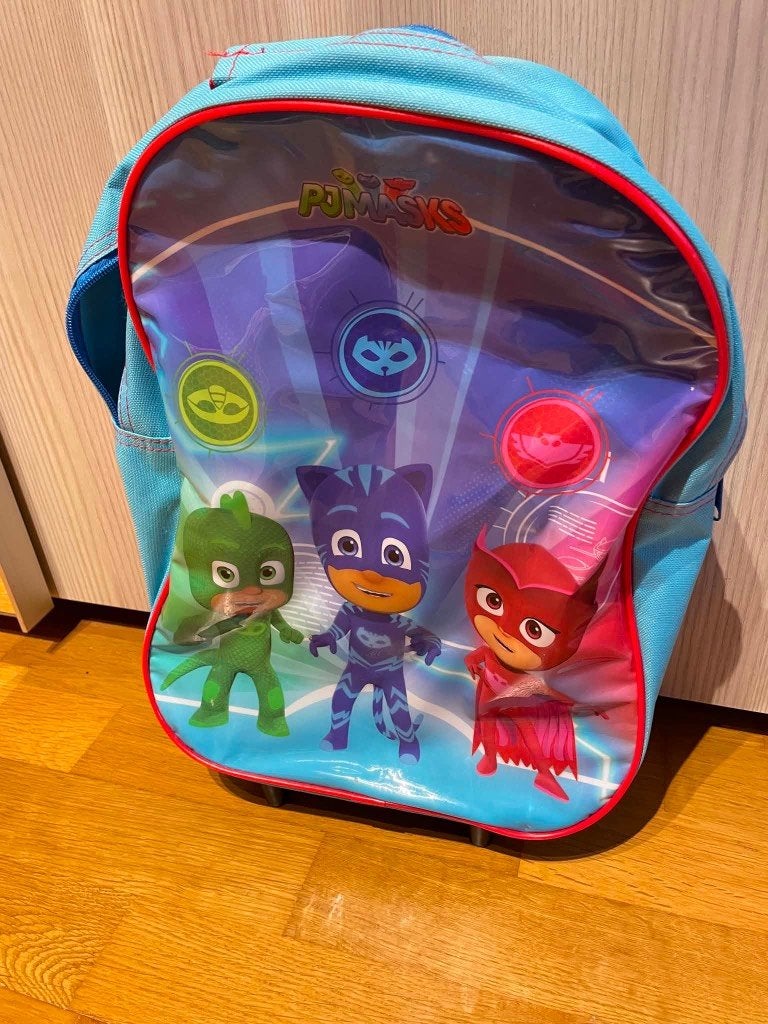 Kindertrolley pyjama helden, Enfants & Bébés, Produits pour enfants, Enlèvement, Comme neuf