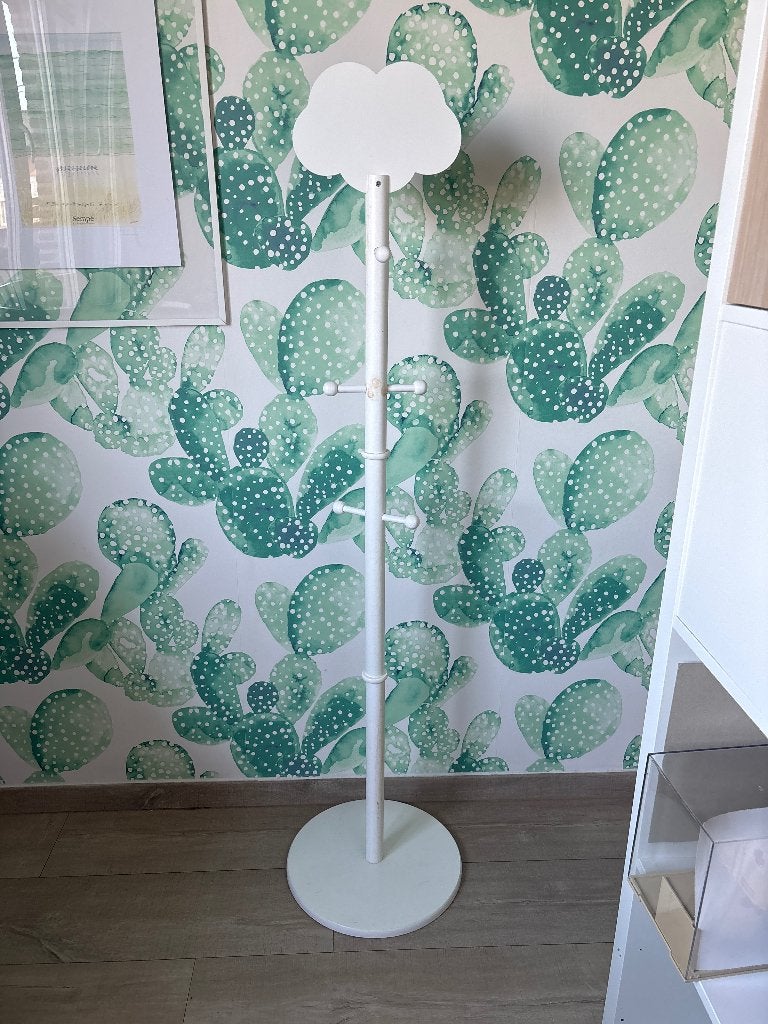 Porte-manteau en bois pour enfants, Maison & Meubles, Accessoires pour la Maison | Portemanteaux, Portemanteau enfant, Enlèvement