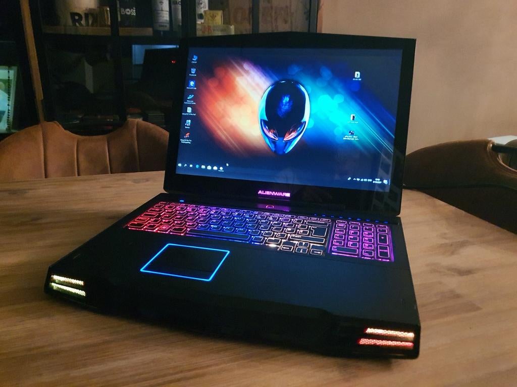 Alienware m17x R1 retro gaming laptop, Computers en Software, Ophalen