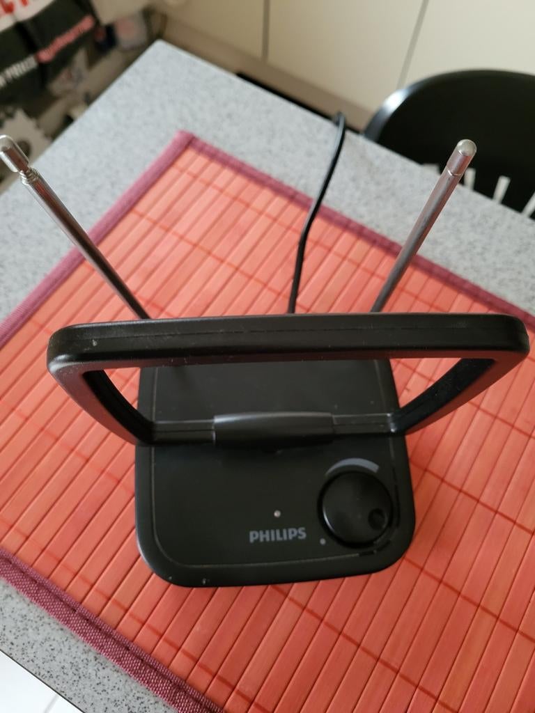 Antenne tv amplifiée Philips, Enlèvement, Philips