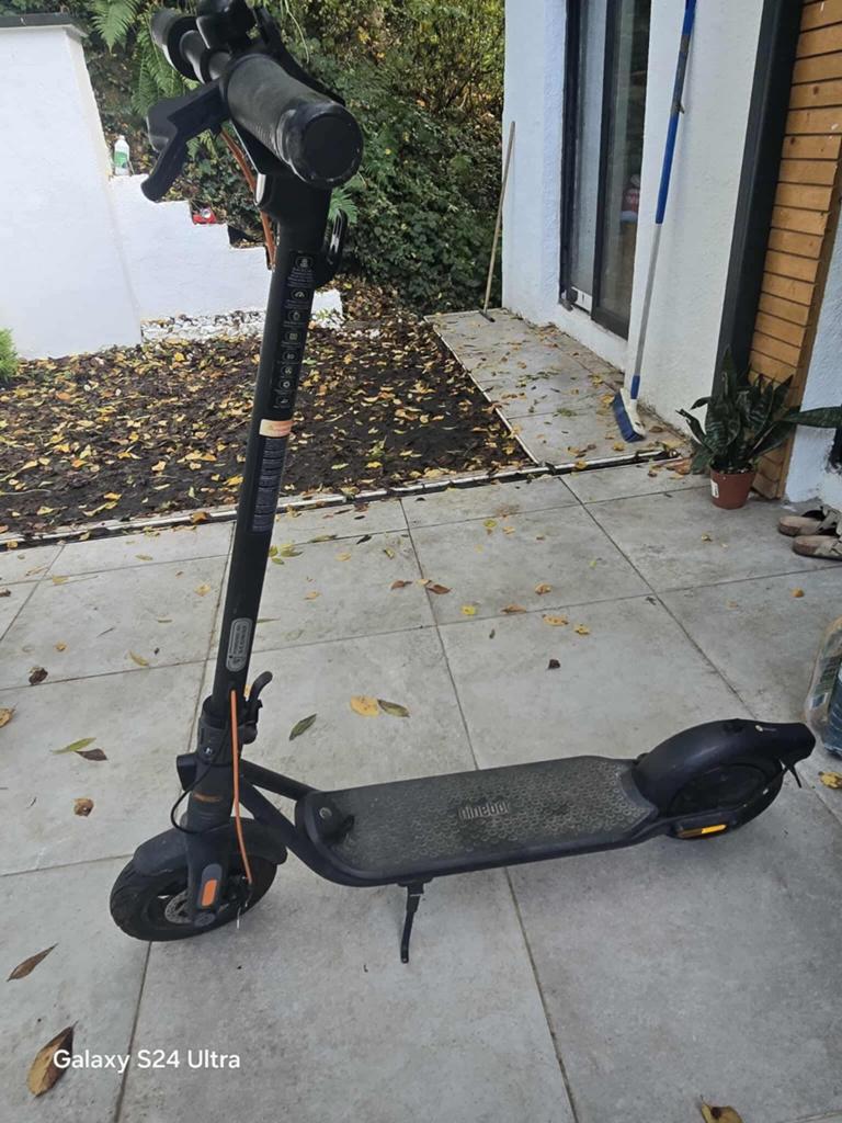 Trottinette électrique ninebot