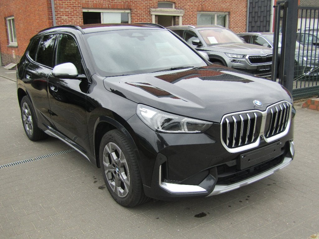 Bmw X1sDrive 18d, Auto's, Navigatiesysteem, 1995 cc, 4 cilinders, Zwart