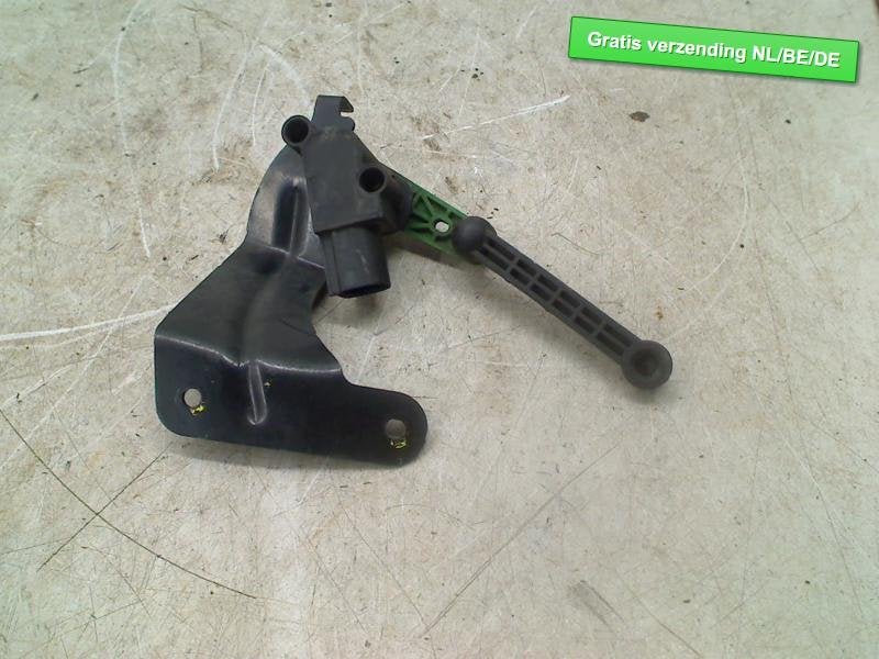 NIVEAUSENSOR MET STANGENSTEL T-Roc I (5Q0512521G), Volkswagen, Volkswagen AG, Utilisé, Kundenbetreuung@volkswagen.de