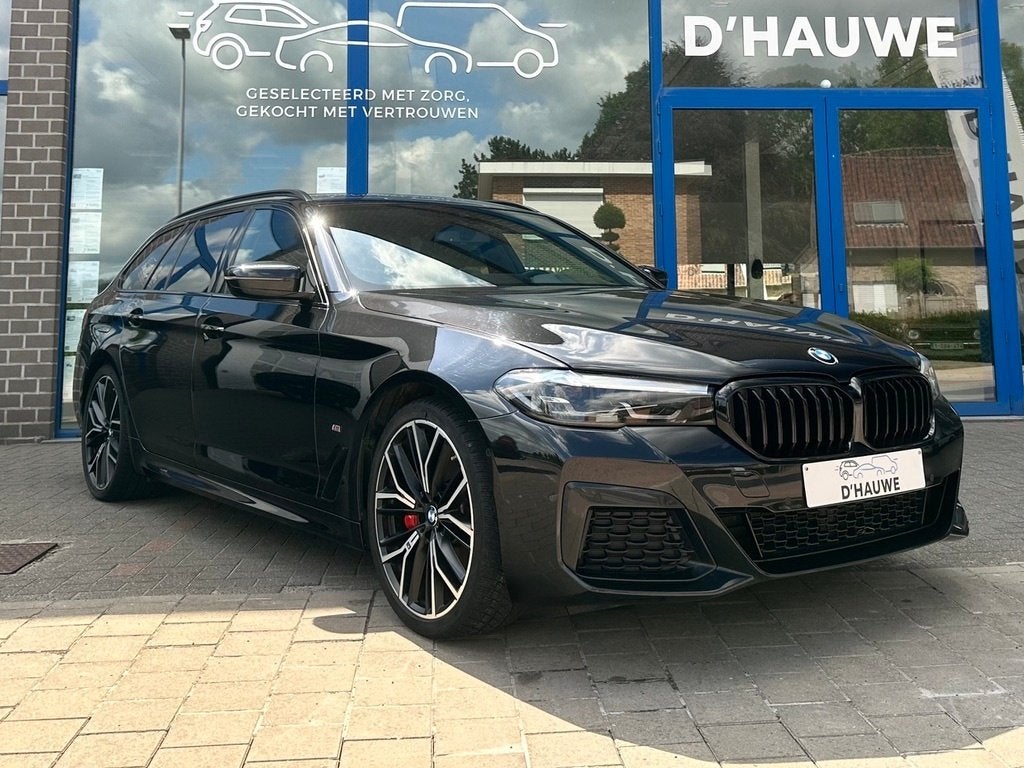 BMW 520d xDrive Touring *M-pack*trekhaak* 1 j garantie, Automaat, 1995 cc, 140 kW, 2465 kg