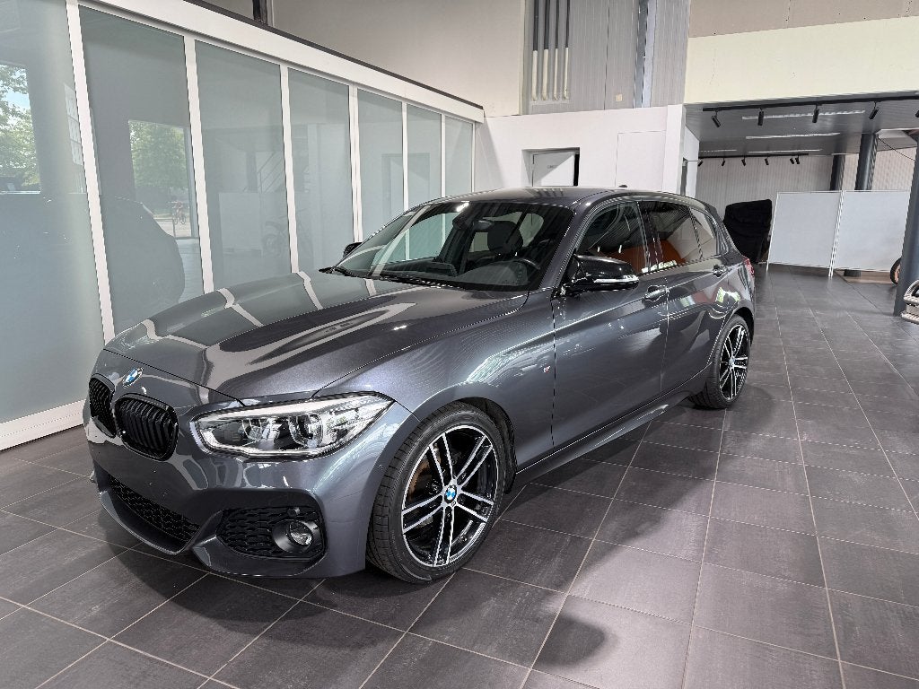 BMW 118i M-Pack Ultimate /Automaat/Navi/ 12 M Garantie, Argent ou Gris, Achat, Euro 6, Entreprise