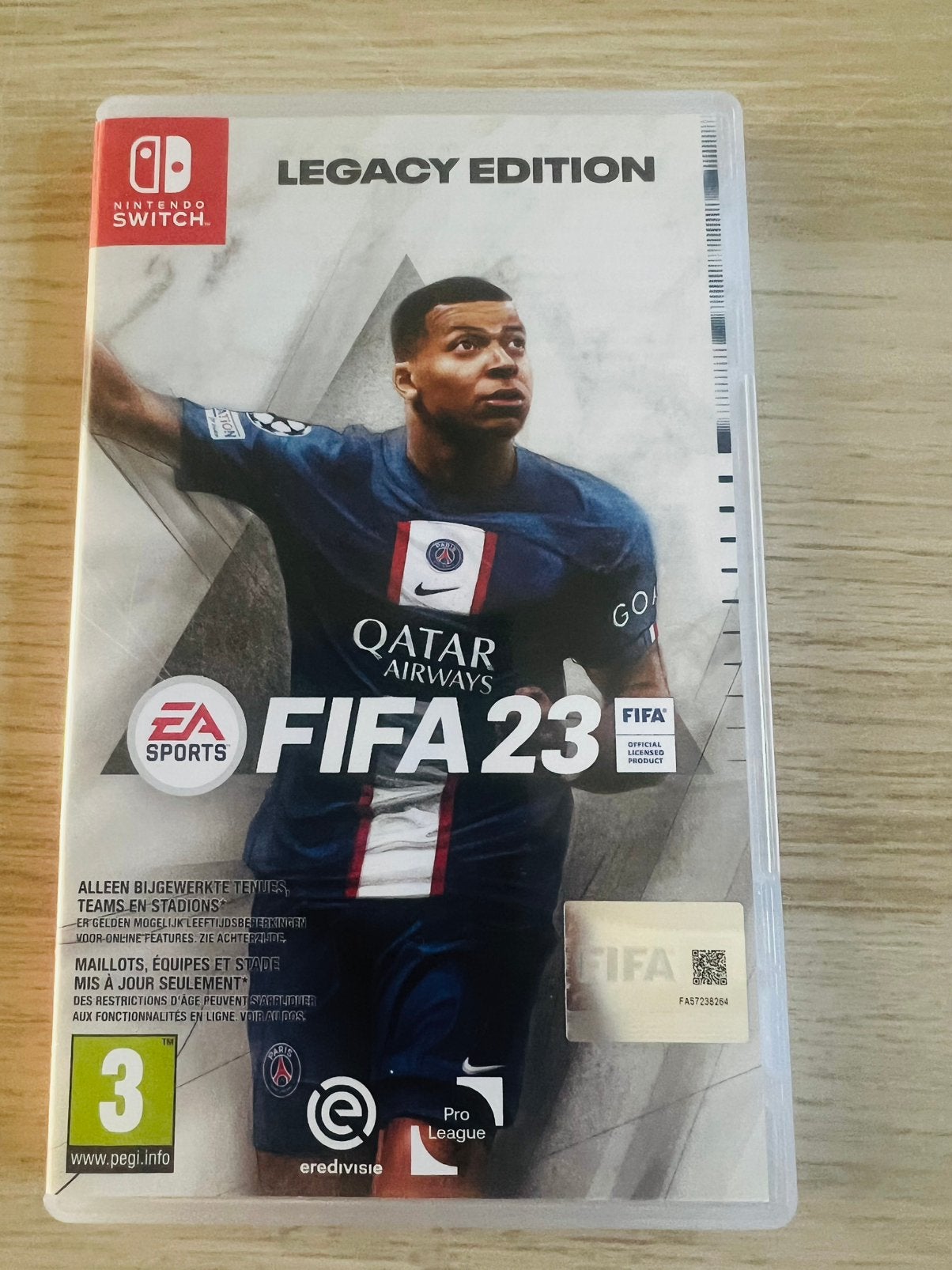 Jeu nintendo switch : FIFA 23, Enlèvement, Comme neuf