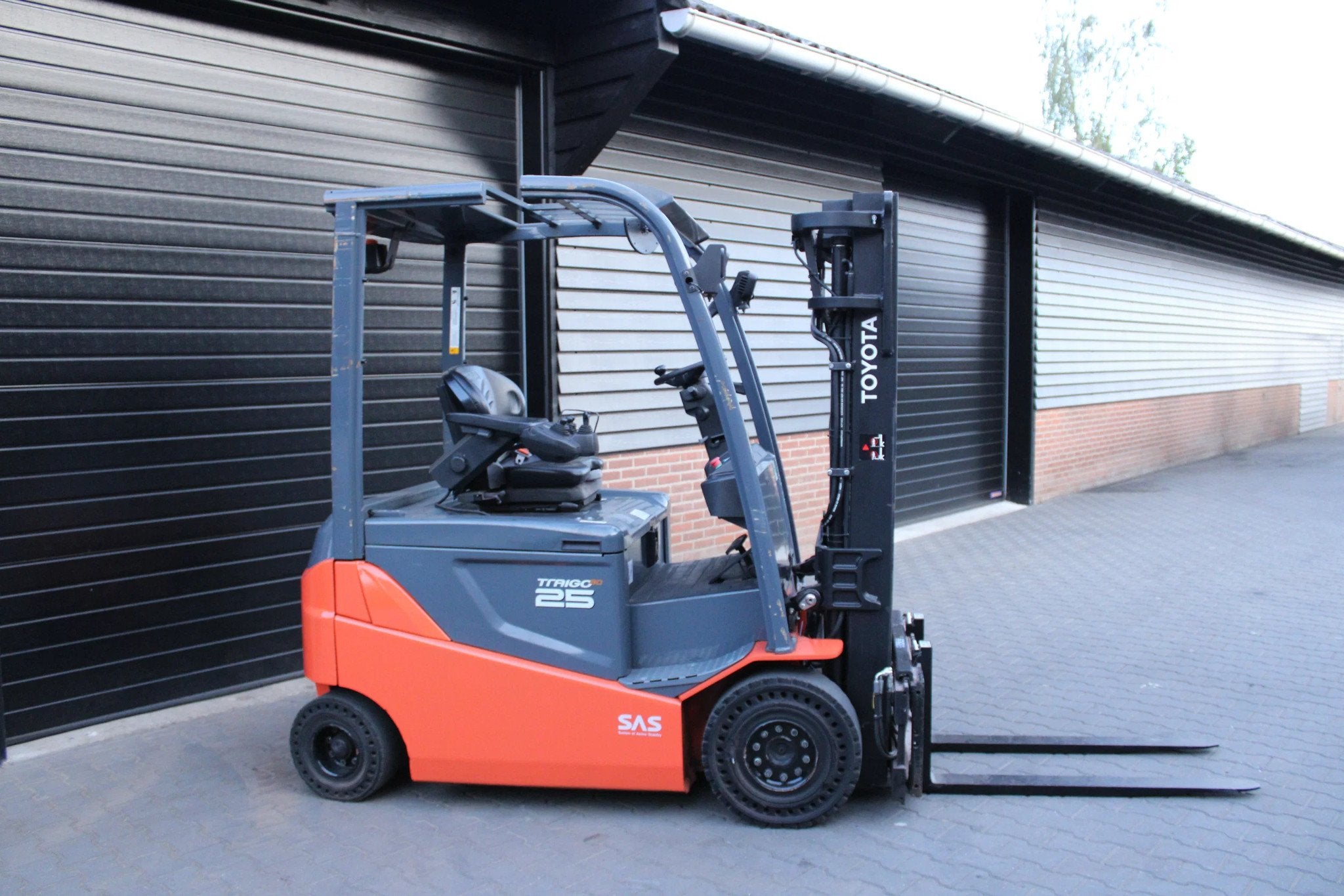 Toyota 8FBMKT25 heftruck elektrische triplex sideshift accub, 2000 à 3000 kg, Électrique, Chariot élévateur, Toyota