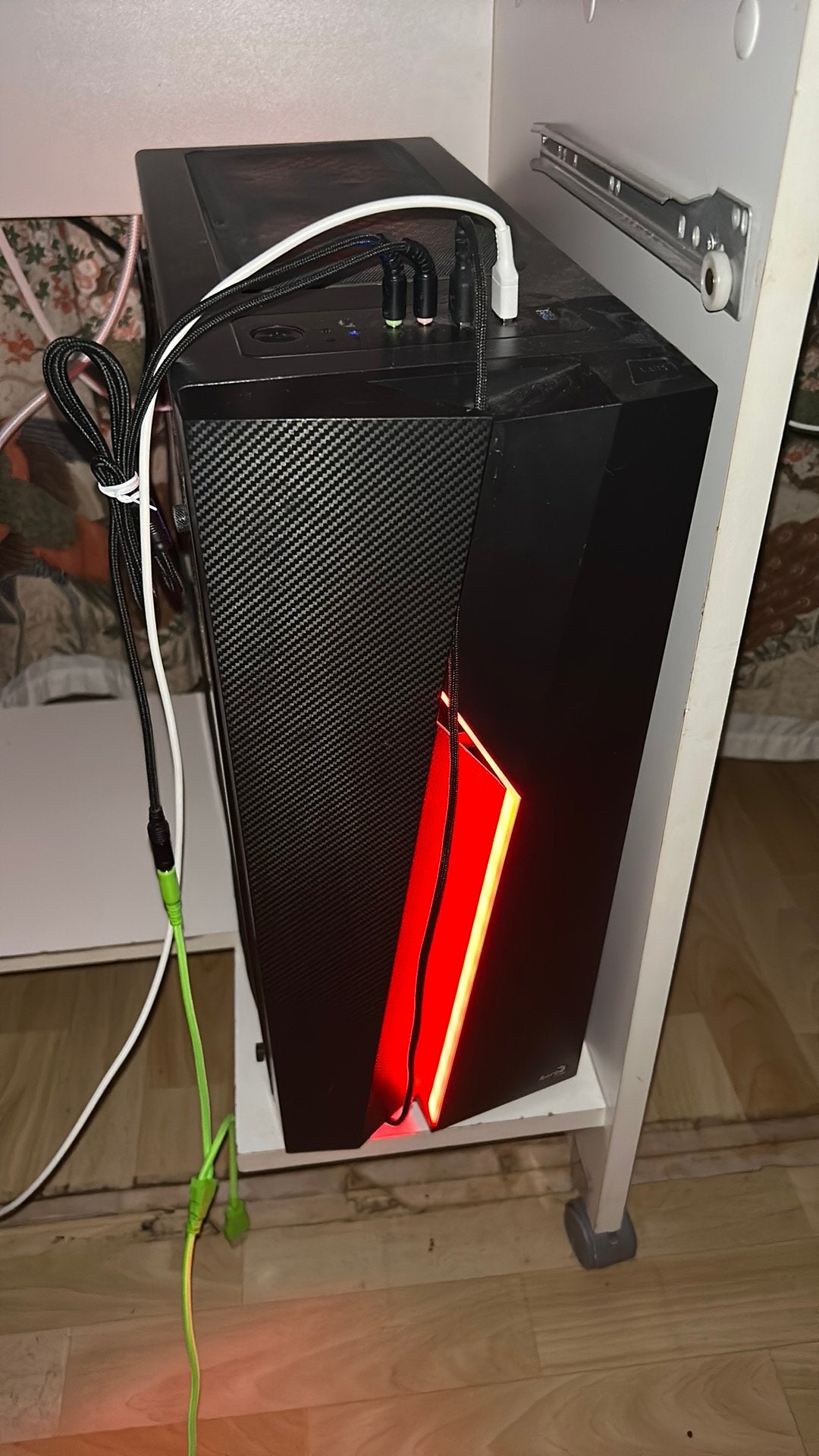 High end Gaming pc, Informatique & Logiciels, Ordinateurs de bureau, Comme neuf, 4 Ghz ou plus, SSD, 32 GB, Gaming, Enlèvement