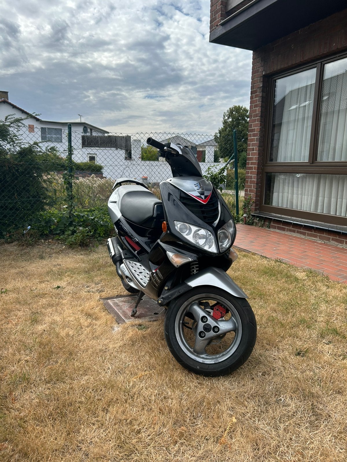 Peugeot Speedfight 2 lc b klasse, Fietsen en Brommers, Ophalen, Zo goed als nieuw, Benzine, Speedfight
