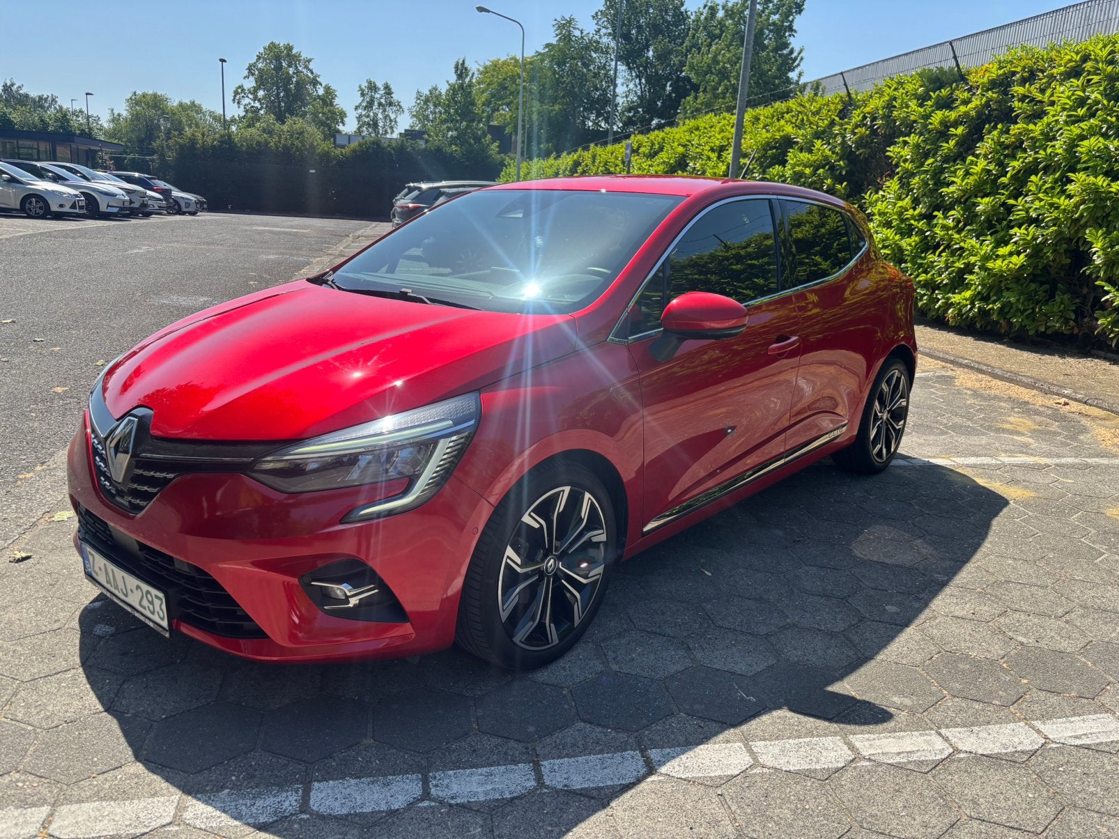 Renault Clio 2021 benzine AUTOMAAT in top staat met opties., Auto's, Overige kleuren, 67 kW, Leder en Stof, Lichtsensor