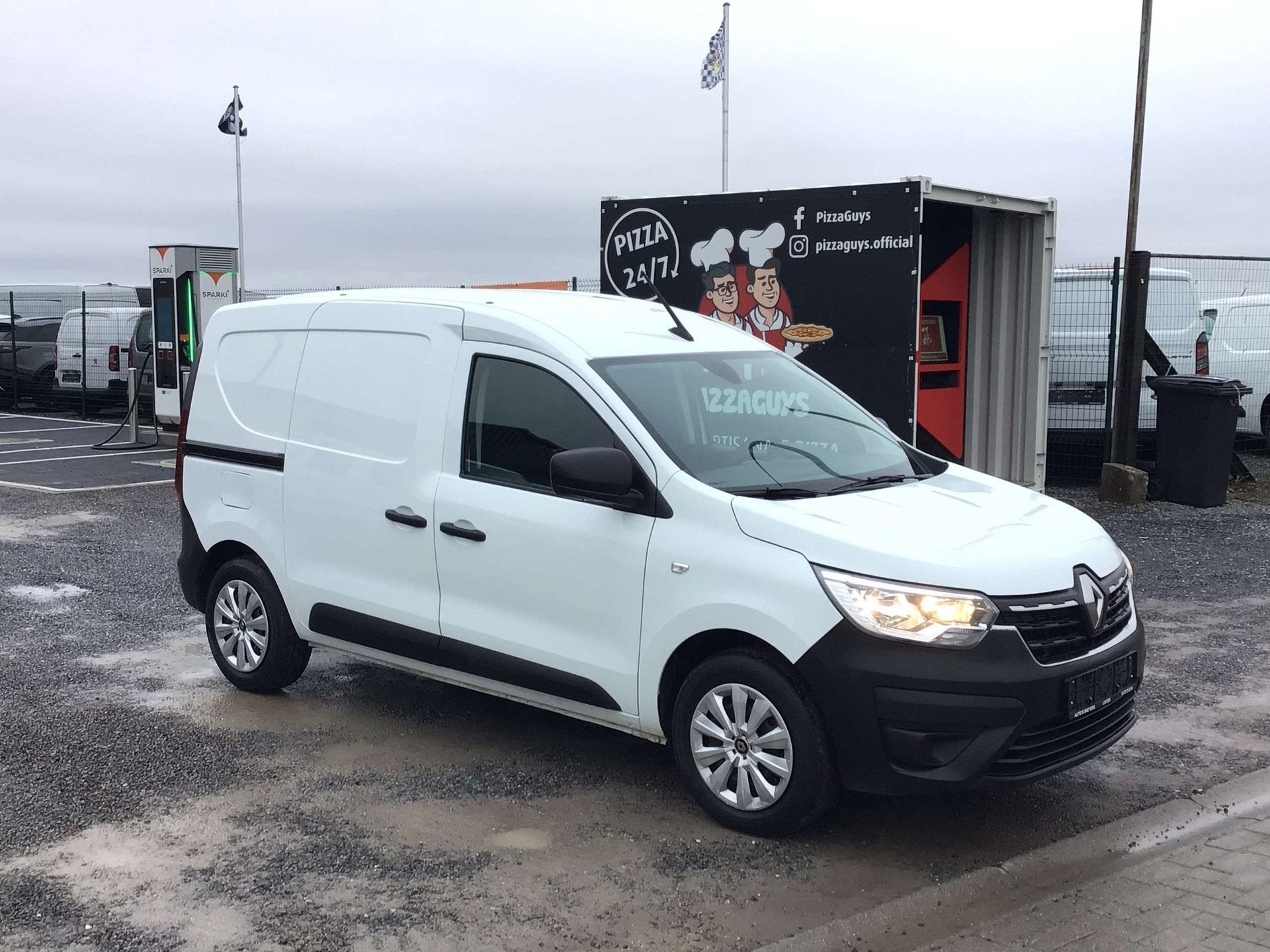Renault express 15hdi 2024 46000km 12950e ex, 4 cilinders, Wit, Bedrijf, 2 zetels