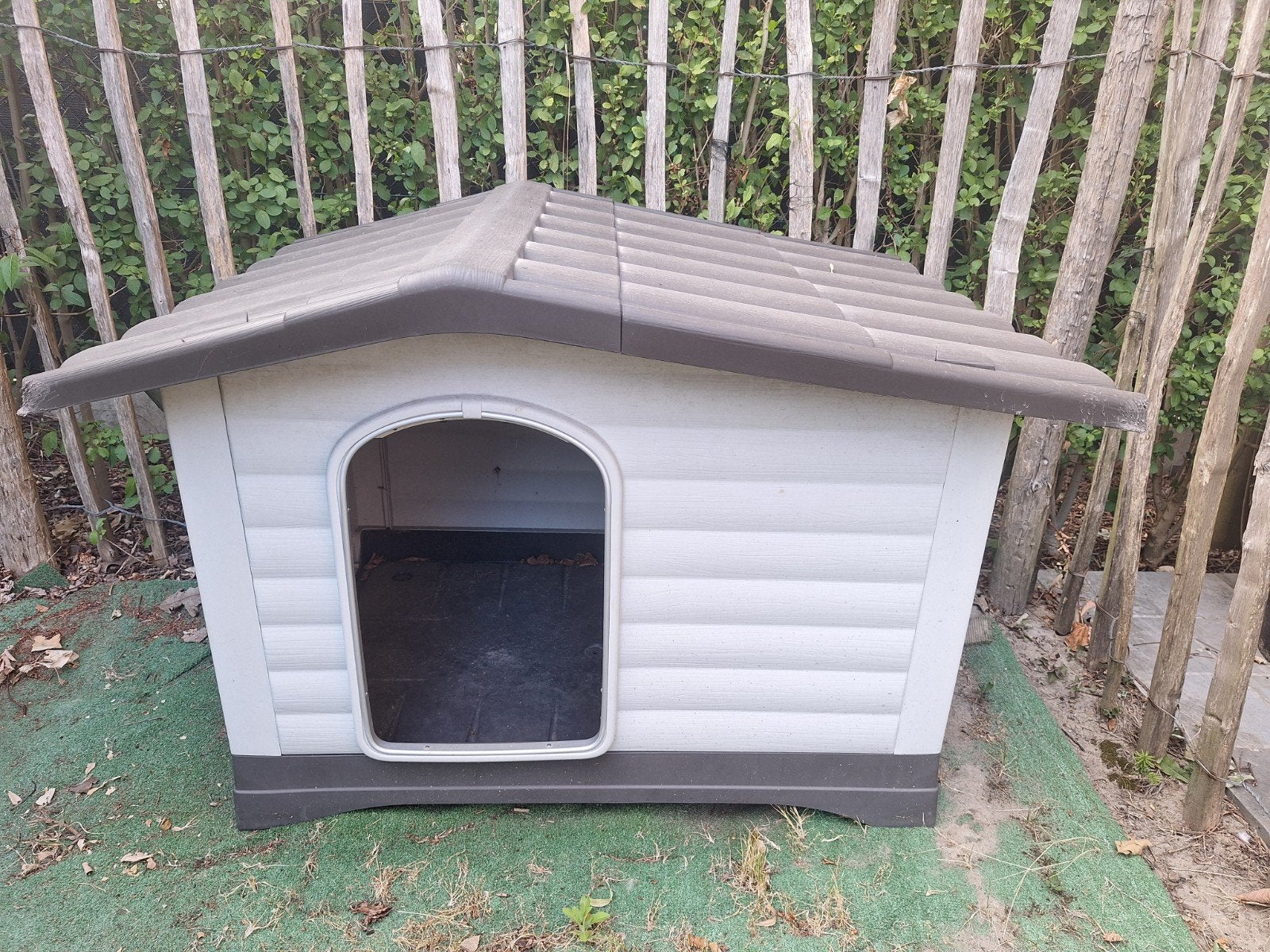 Niche pour chien en plastique, Enlèvement, Niche à chien