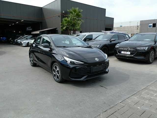 MG MG3 1.5 i 115pk Comfort Luxe Camera '25 16000km (96410), Auto's, Zwart, Bedrijf, 83 kW, 999 cc