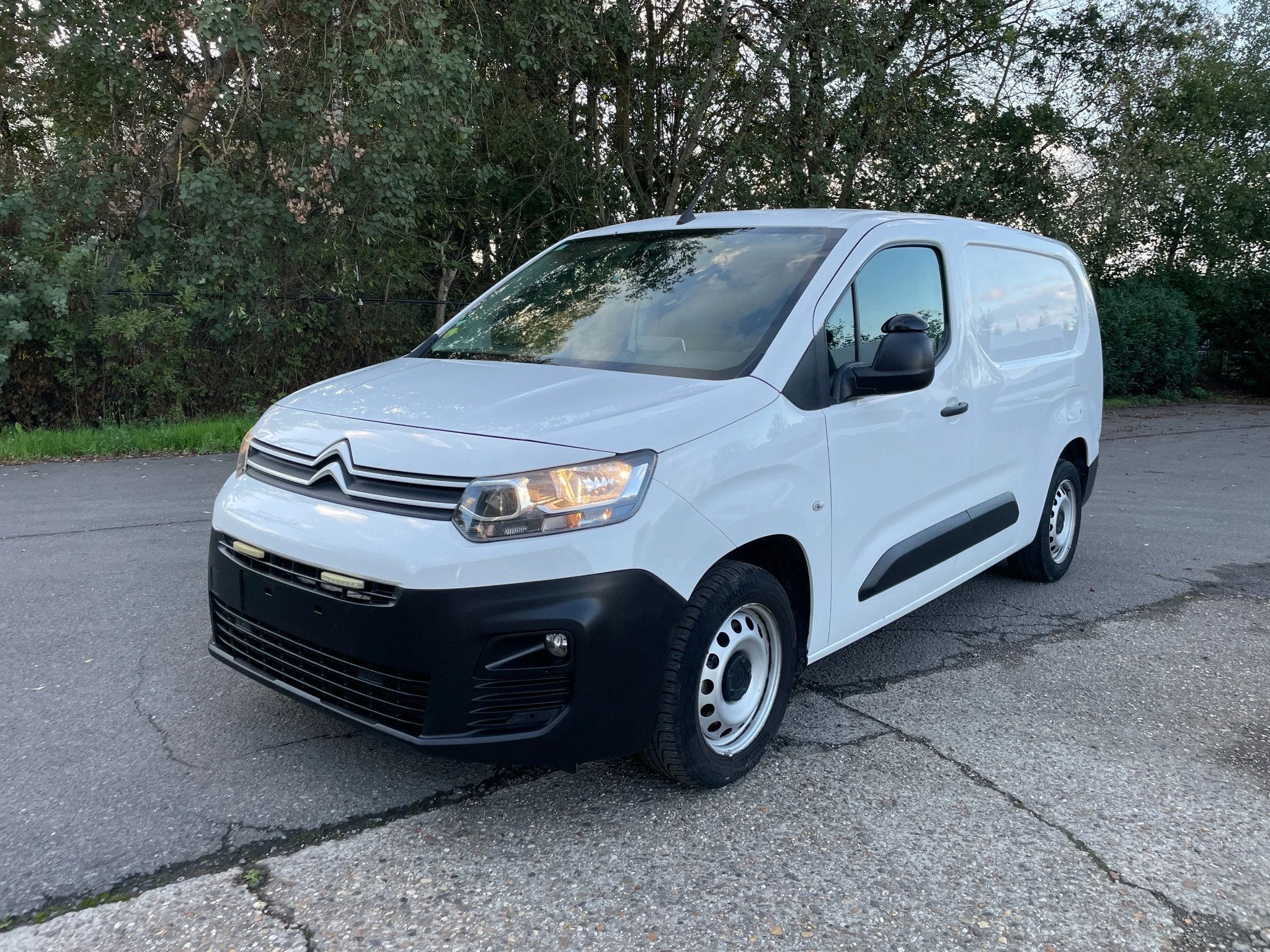 Citroën Berlingo L2 100PK Navigatie Parkeersensoren, Autos, Achat, Euro 6, Entreprise, Citroën