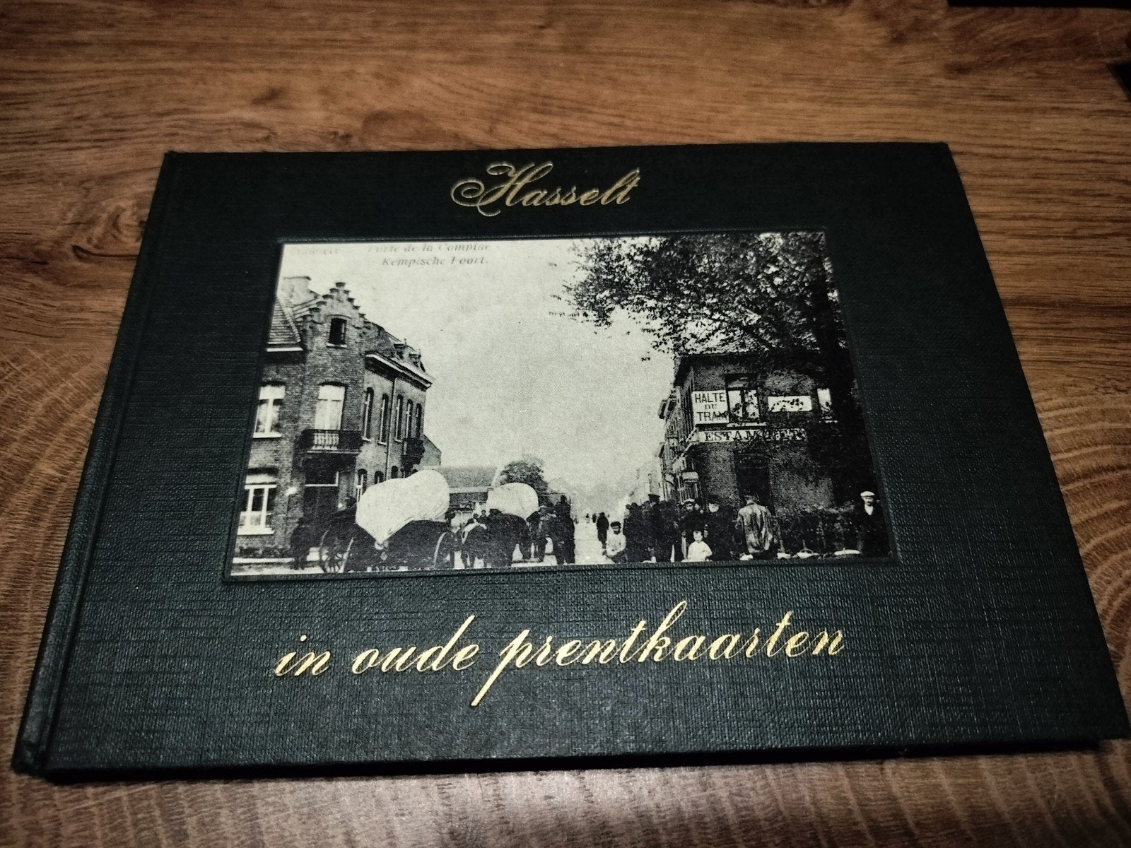 Boek Hasselt in oude prentkaarten, Ophalen
