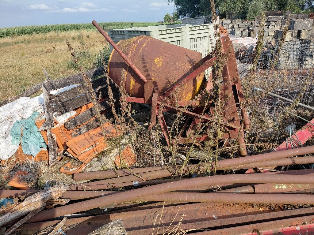 Betonneuse voor aan tractor, Enlèvement